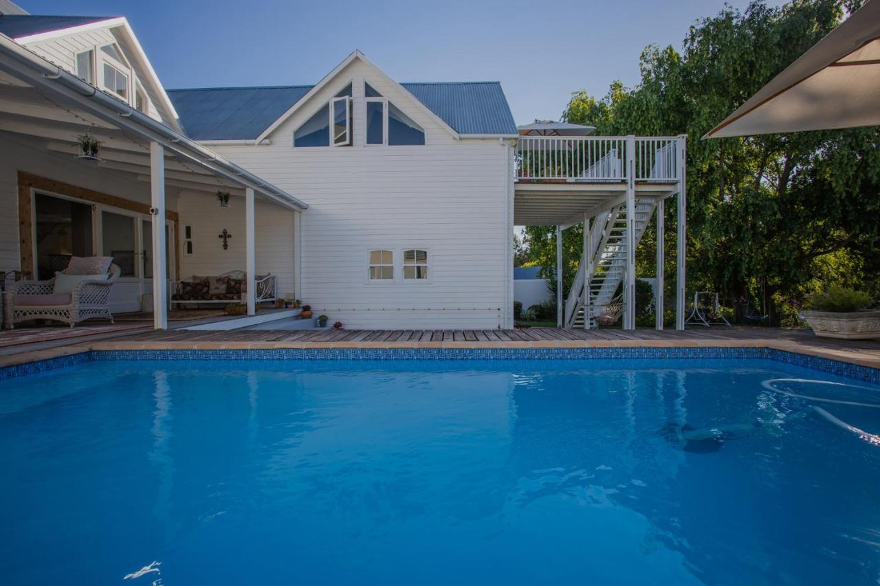 סוולנדאם Riverside Country House מראה חיצוני תמונה