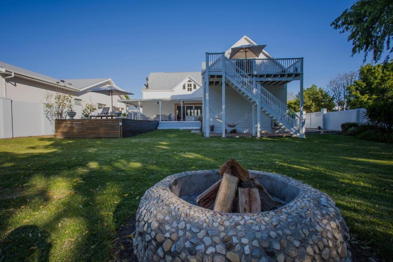 סוולנדאם Riverside Country House מראה חיצוני תמונה